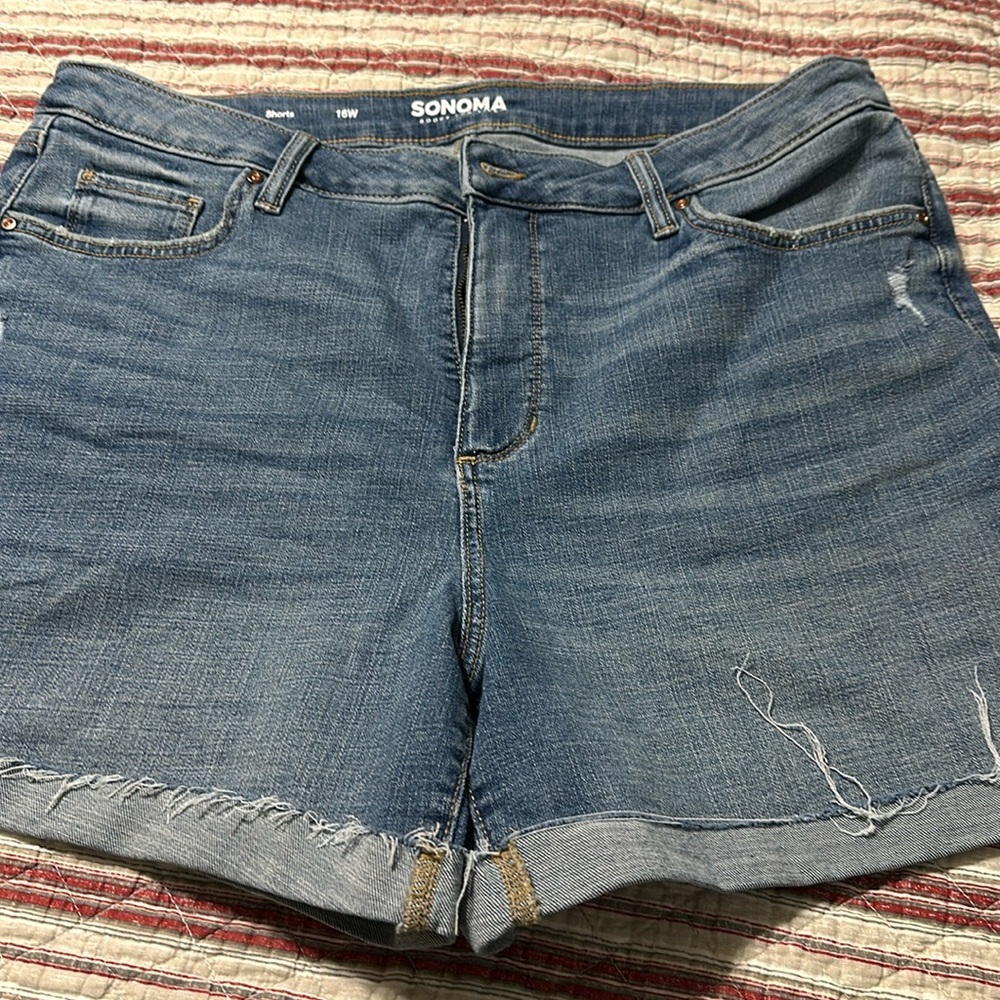 Women’s shorts